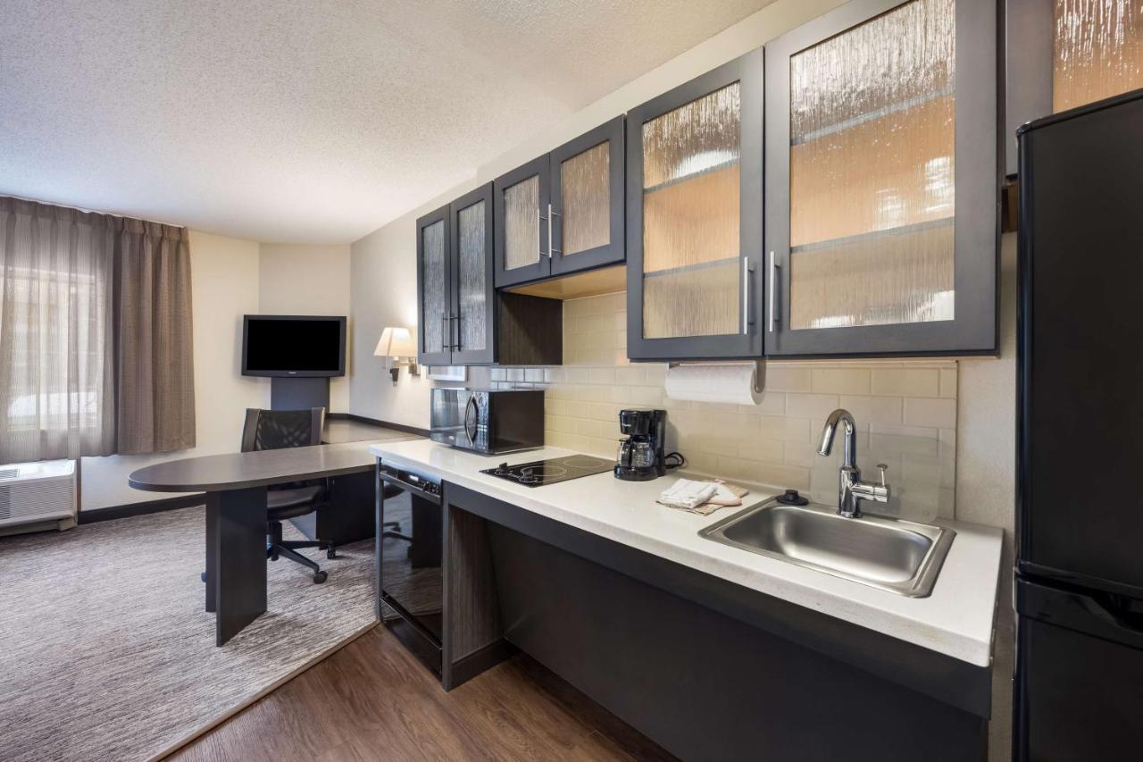 Sonesta Simply Suites Phoenix Glendale מראה חיצוני תמונה
