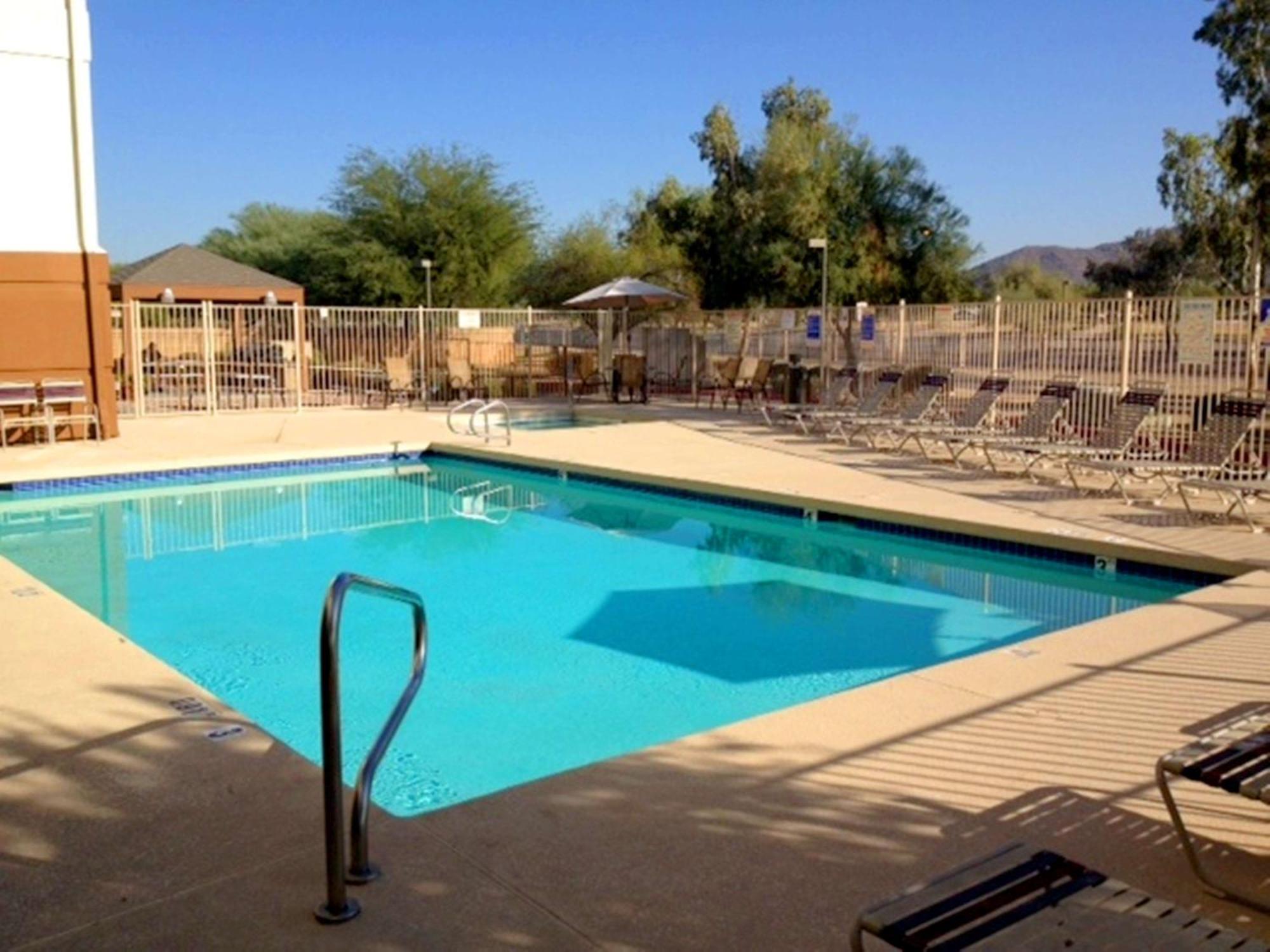 Sonesta Simply Suites Phoenix Glendale מראה חיצוני תמונה
